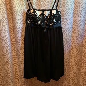 2 for 20 Jessica McClintock Black and White Dress